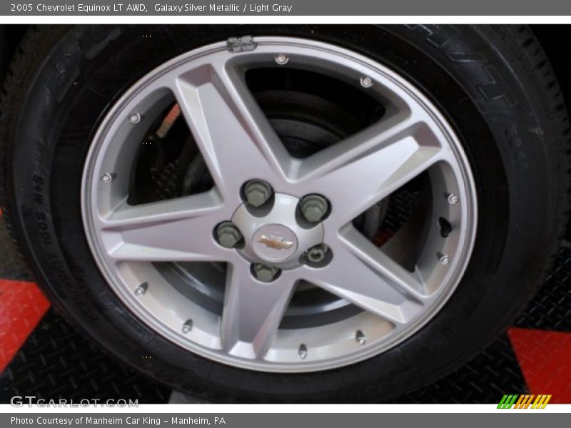 Galaxy Silver Metallic / Light Gray 2005 Chevrolet Equinox LT AWD