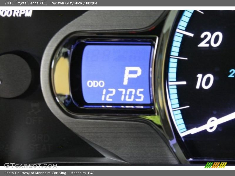 Predawn Gray Mica / Bisque 2011 Toyota Sienna XLE