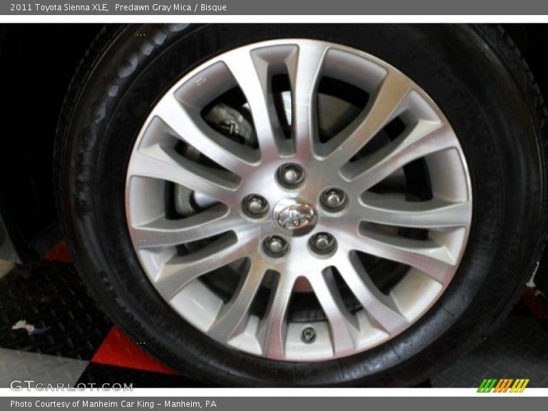 Predawn Gray Mica / Bisque 2011 Toyota Sienna XLE