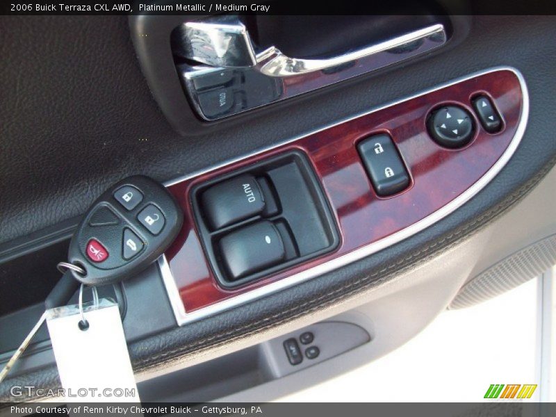 Platinum Metallic / Medium Gray 2006 Buick Terraza CXL AWD