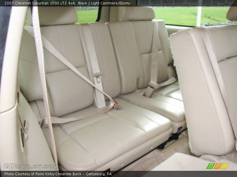  2007 Suburban 1500 LTZ 4x4 Light Cashmere/Ebony Interior
