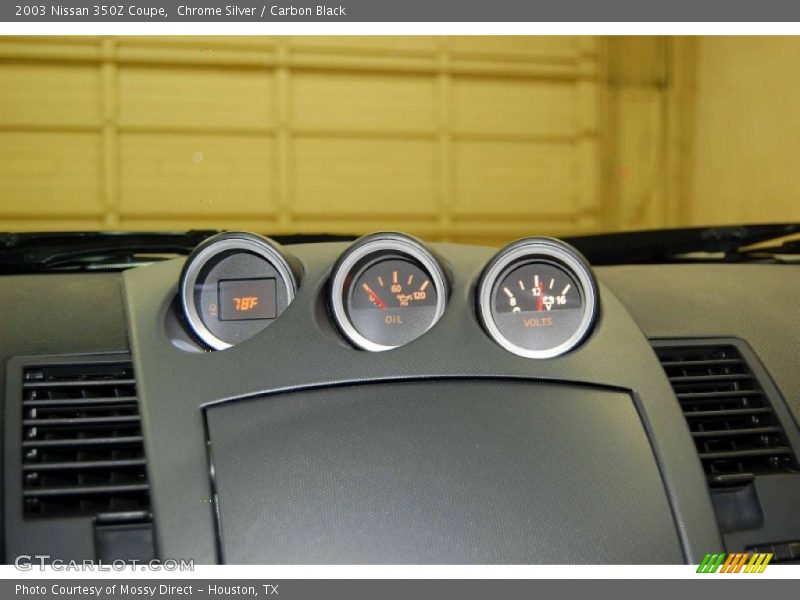 Chrome Silver / Carbon Black 2003 Nissan 350Z Coupe