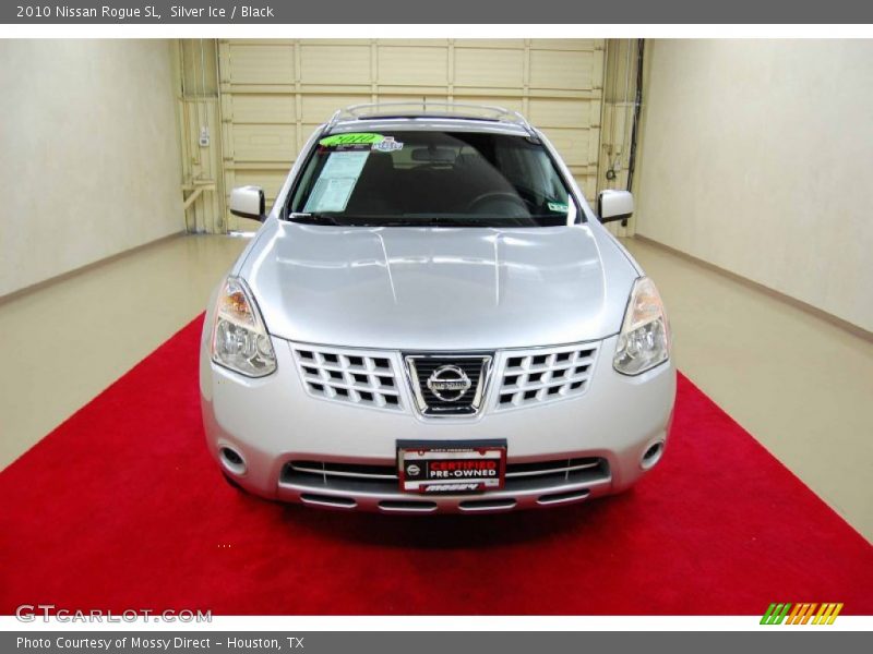 Silver Ice / Black 2010 Nissan Rogue SL