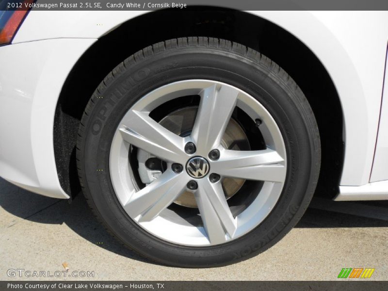 Candy White / Cornsilk Beige 2012 Volkswagen Passat 2.5L SE