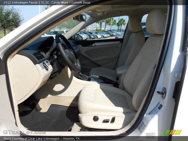 Candy White / Cornsilk Beige 2012 Volkswagen Passat 2.5L SE