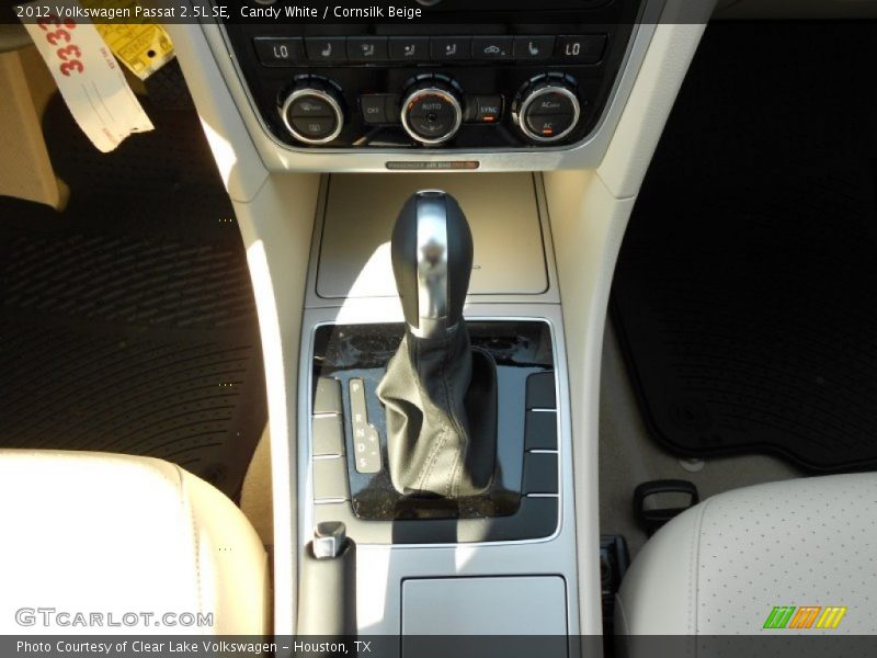 Candy White / Cornsilk Beige 2012 Volkswagen Passat 2.5L SE