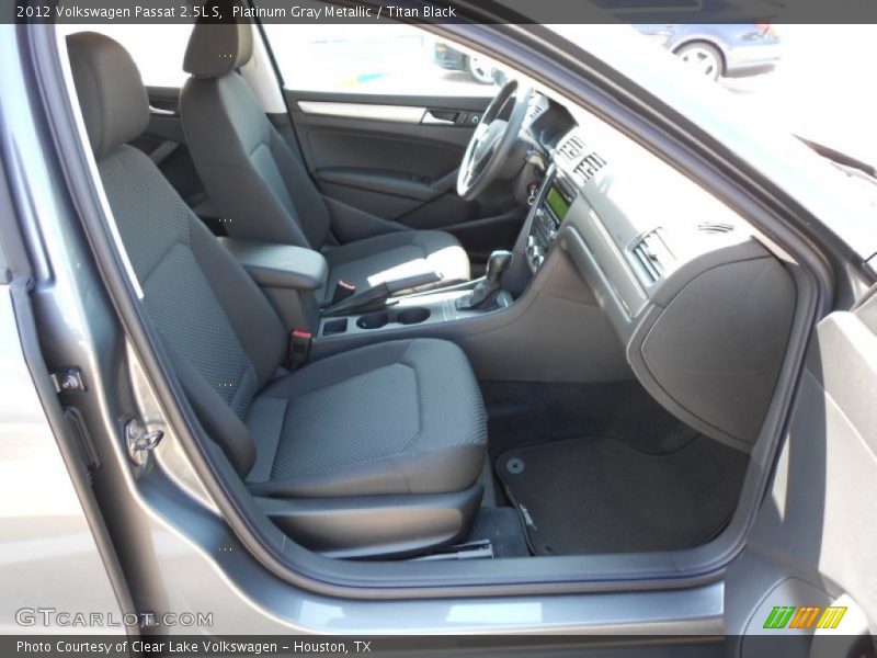 Platinum Gray Metallic / Titan Black 2012 Volkswagen Passat 2.5L S