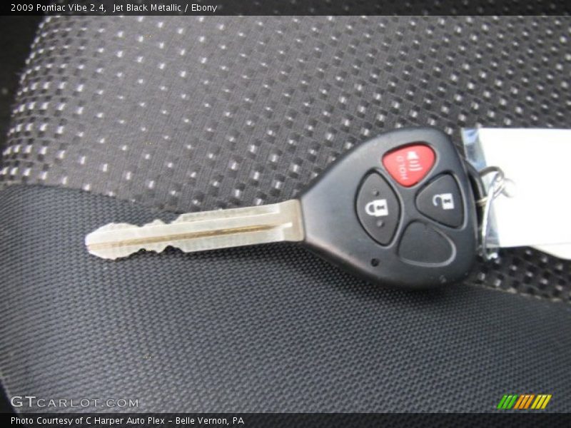 Jet Black Metallic / Ebony 2009 Pontiac Vibe 2.4