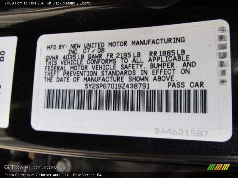 Jet Black Metallic / Ebony 2009 Pontiac Vibe 2.4