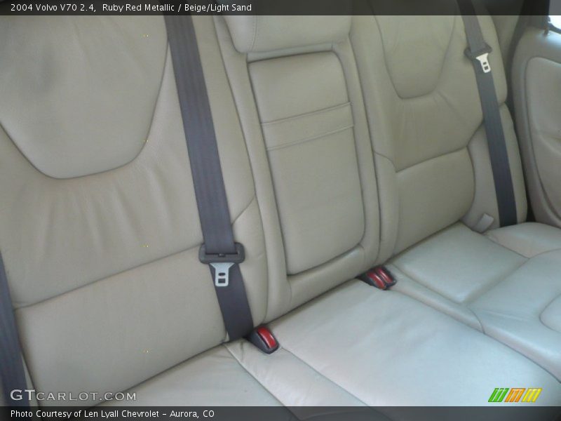 Ruby Red Metallic / Beige/Light Sand 2004 Volvo V70 2.4