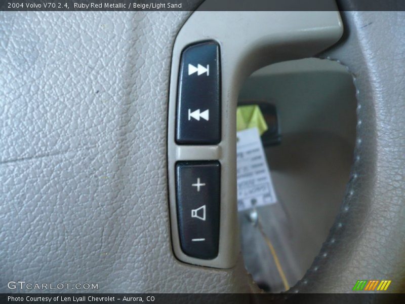 Ruby Red Metallic / Beige/Light Sand 2004 Volvo V70 2.4