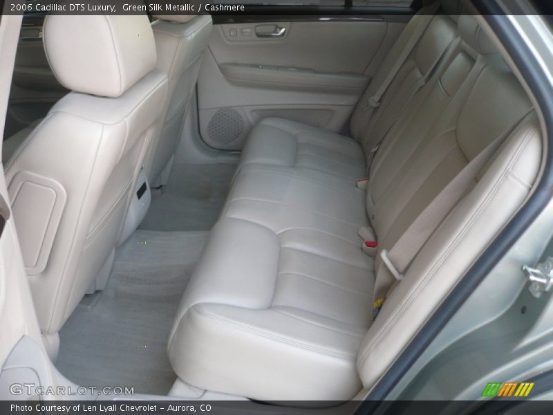 Green Silk Metallic / Cashmere 2006 Cadillac DTS Luxury
