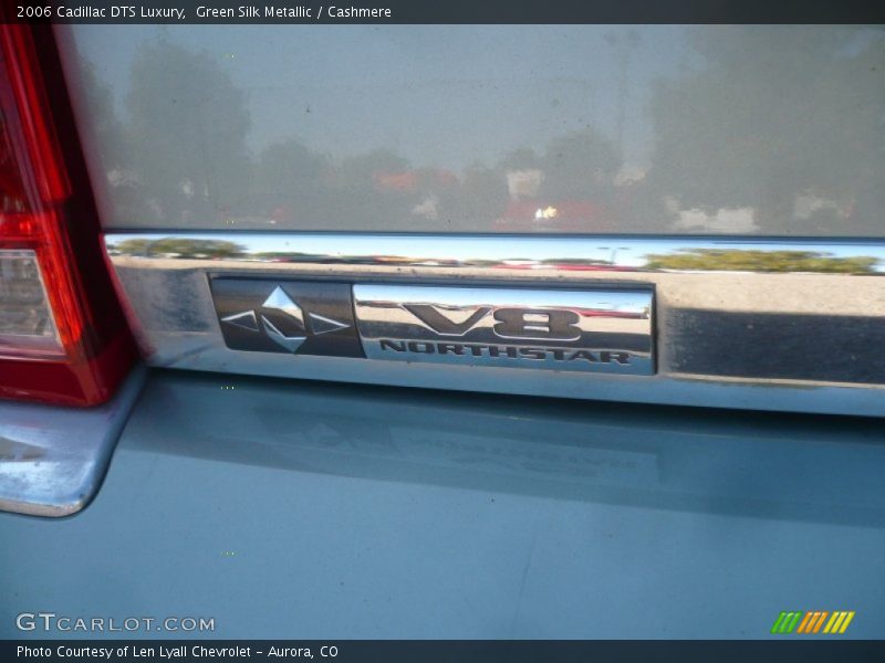 Green Silk Metallic / Cashmere 2006 Cadillac DTS Luxury