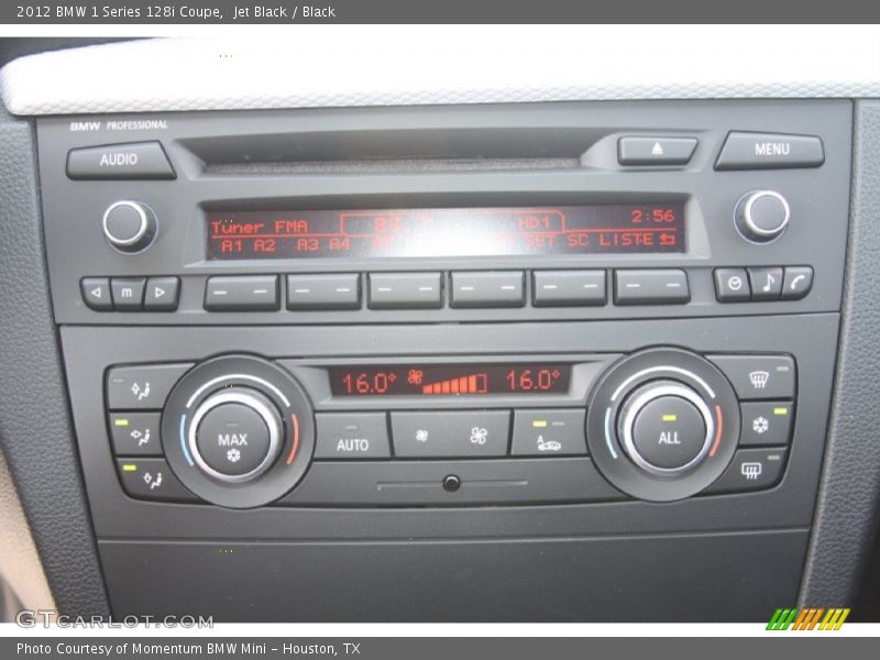 Controls of 2012 1 Series 128i Coupe