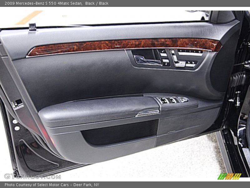 Black / Black 2009 Mercedes-Benz S 550 4Matic Sedan