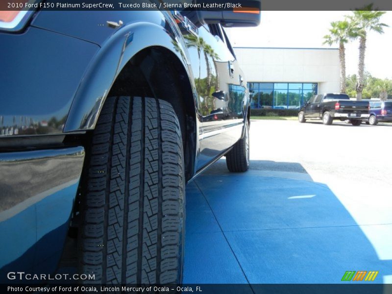 Tuxedo Black / Sienna Brown Leather/Black 2010 Ford F150 Platinum SuperCrew