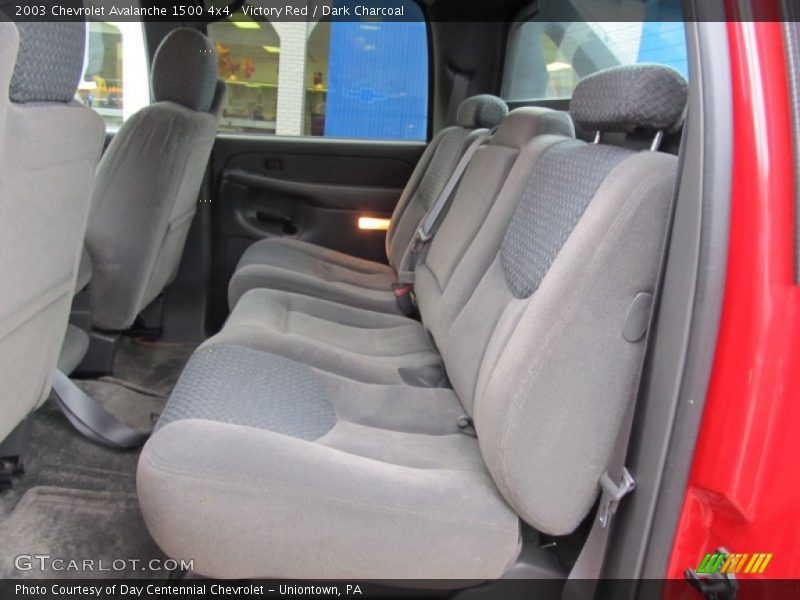 Victory Red / Dark Charcoal 2003 Chevrolet Avalanche 1500 4x4