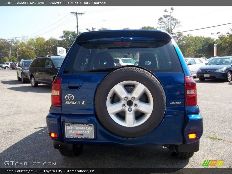 Spectra Blue Mica / Dark Charcoal 2005 Toyota RAV4 4WD