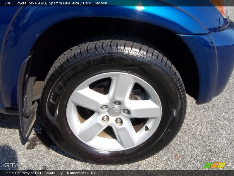 Spectra Blue Mica / Dark Charcoal 2005 Toyota RAV4 4WD