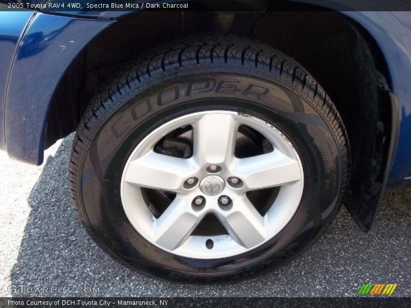 Spectra Blue Mica / Dark Charcoal 2005 Toyota RAV4 4WD
