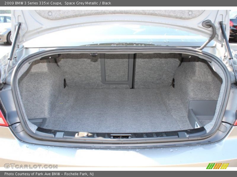  2009 3 Series 335xi Coupe Trunk