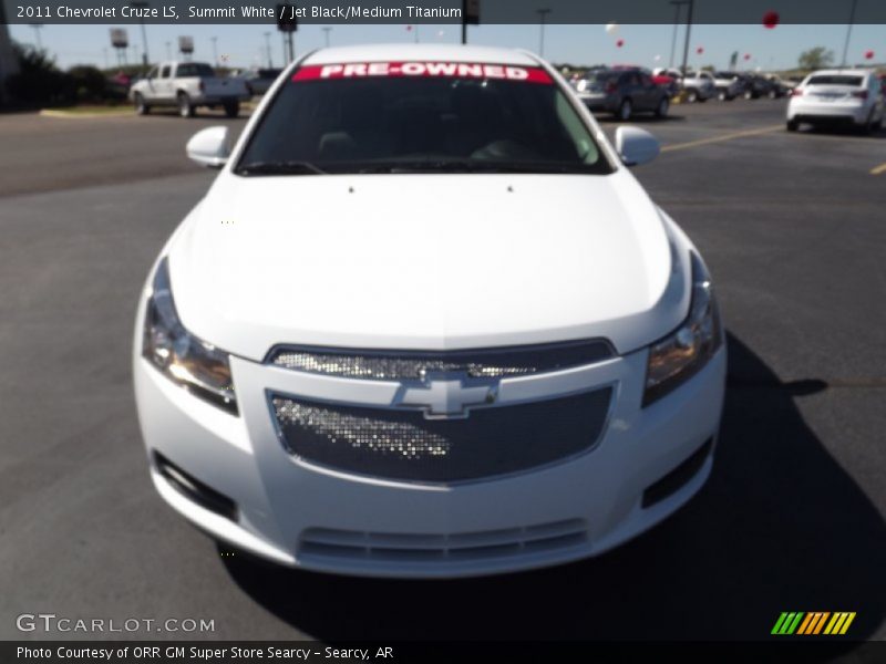 Summit White / Jet Black/Medium Titanium 2011 Chevrolet Cruze LS