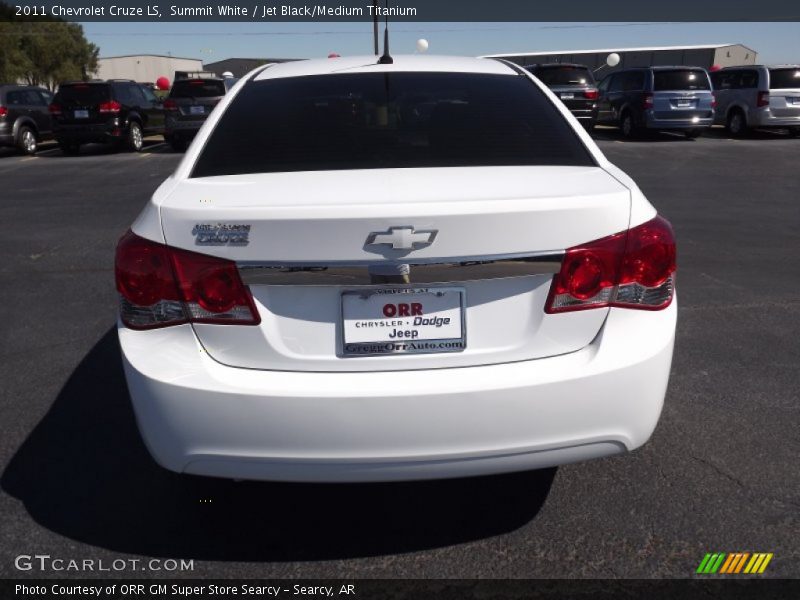 Summit White / Jet Black/Medium Titanium 2011 Chevrolet Cruze LS