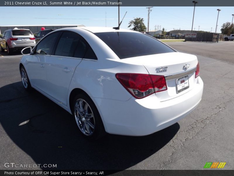 Summit White / Jet Black/Medium Titanium 2011 Chevrolet Cruze LS