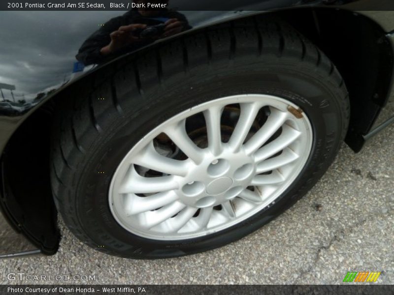 Black / Dark Pewter 2001 Pontiac Grand Am SE Sedan