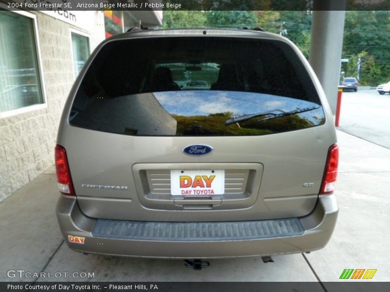 Arizona Beige Metallic / Pebble Beige 2004 Ford Freestar SE