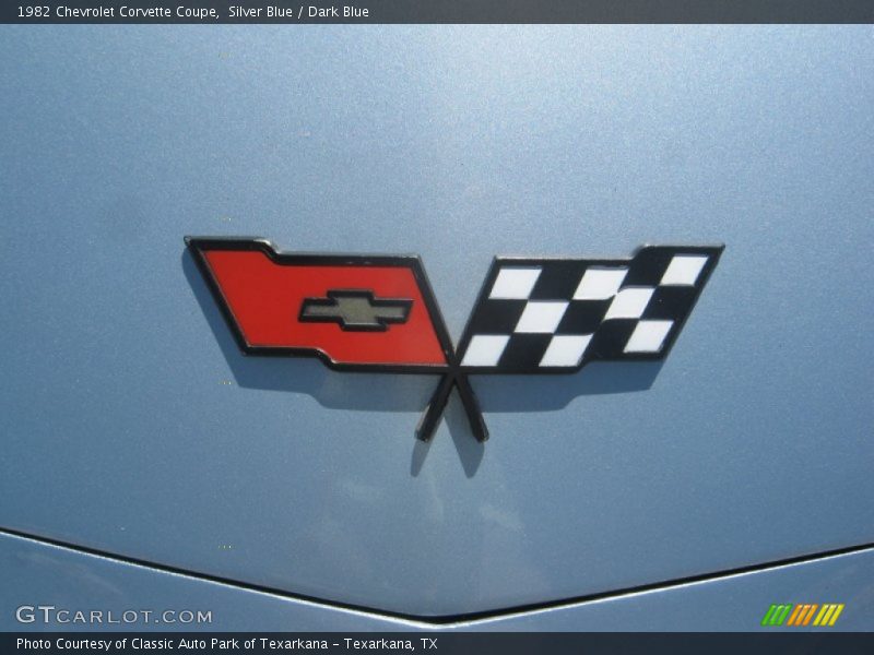  1982 Corvette Coupe Logo