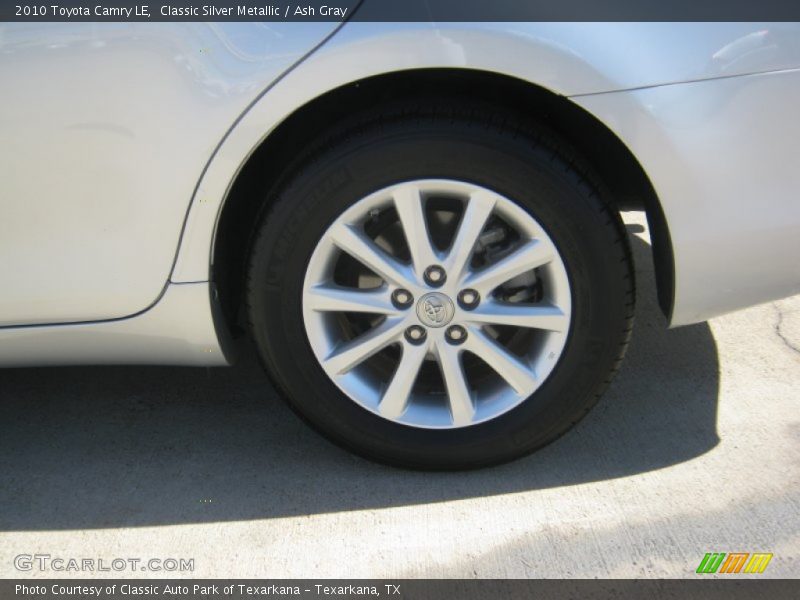 Classic Silver Metallic / Ash Gray 2010 Toyota Camry LE