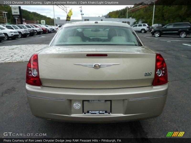 Light Sandstone Metallic / Dark Khaki/Light Graystone 2009 Chrysler 300 Touring