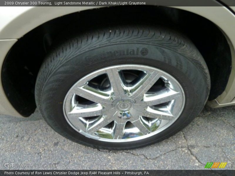 Light Sandstone Metallic / Dark Khaki/Light Graystone 2009 Chrysler 300 Touring