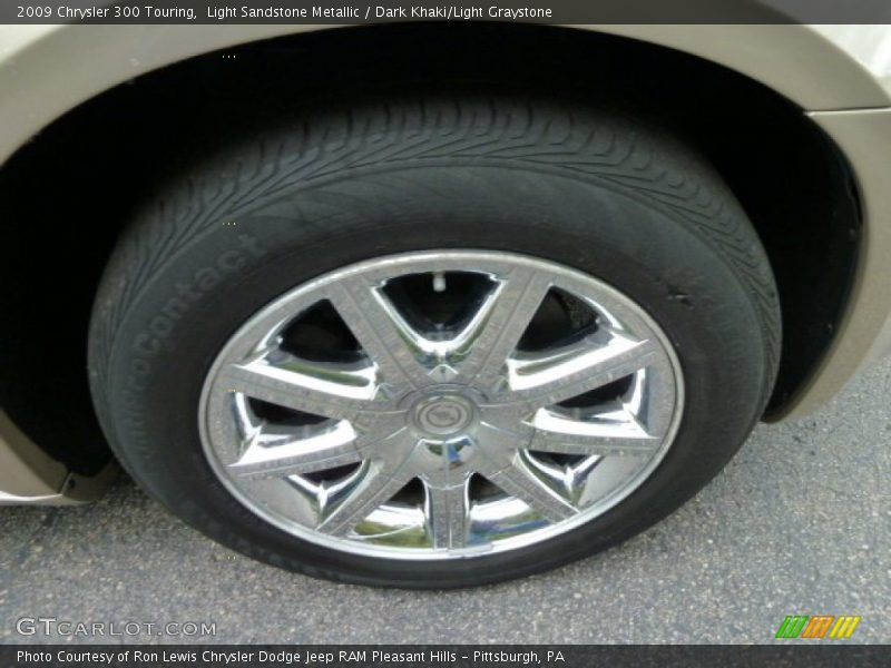 Light Sandstone Metallic / Dark Khaki/Light Graystone 2009 Chrysler 300 Touring