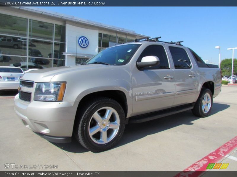 Silver Birch Metallic / Ebony 2007 Chevrolet Avalanche LS