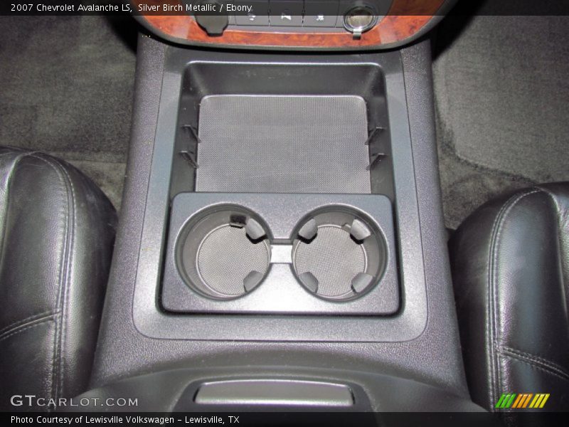 Silver Birch Metallic / Ebony 2007 Chevrolet Avalanche LS