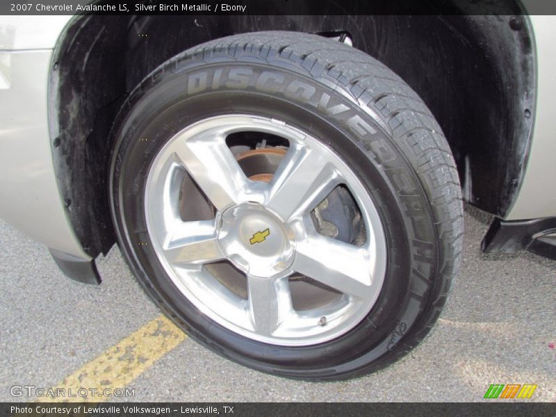 Silver Birch Metallic / Ebony 2007 Chevrolet Avalanche LS