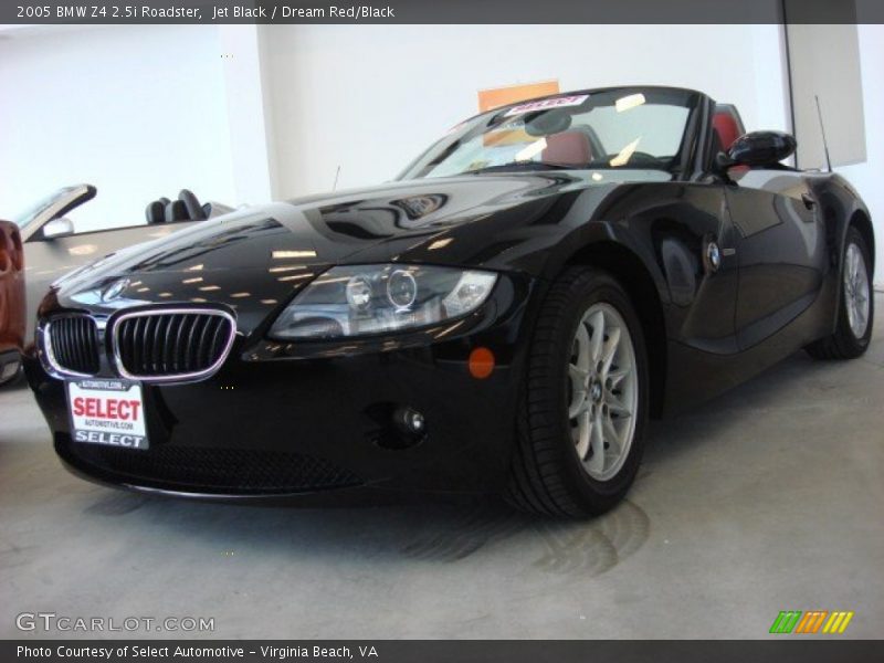 Jet Black / Dream Red/Black 2005 BMW Z4 2.5i Roadster