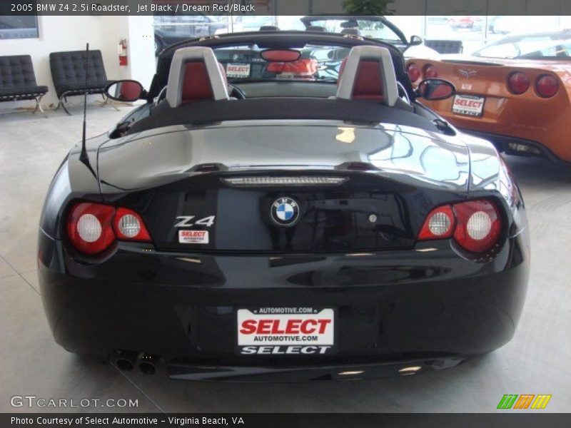 Jet Black / Dream Red/Black 2005 BMW Z4 2.5i Roadster