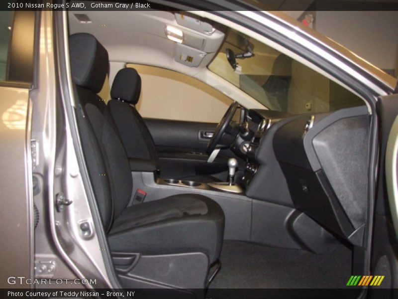 Gotham Gray / Black 2010 Nissan Rogue S AWD