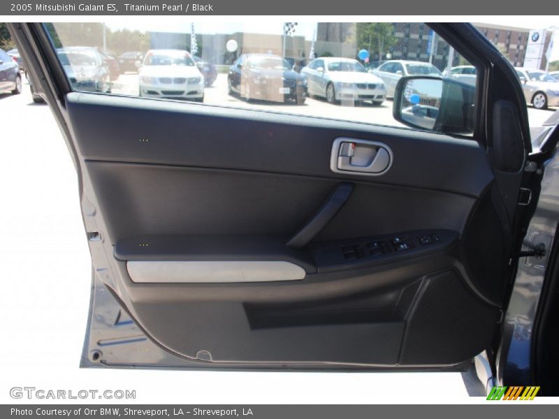 Titanium Pearl / Black 2005 Mitsubishi Galant ES