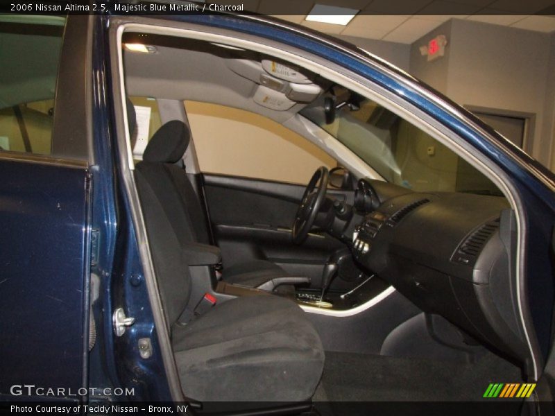 Majestic Blue Metallic / Charcoal 2006 Nissan Altima 2.5