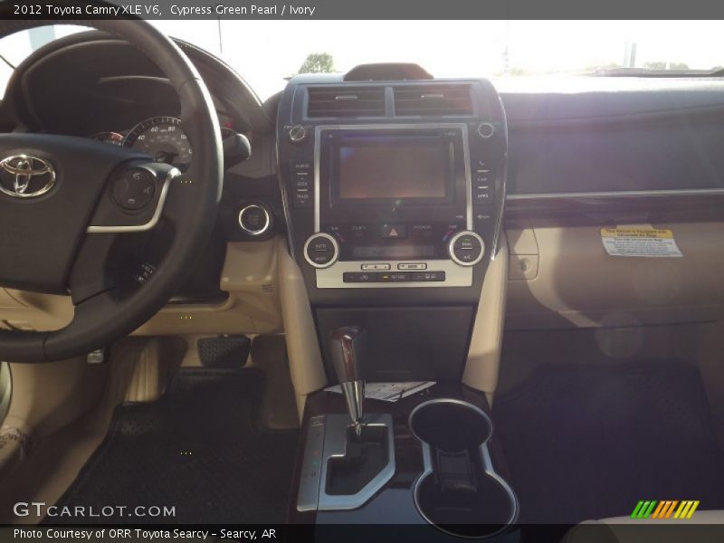 Cypress Green Pearl / Ivory 2012 Toyota Camry XLE V6