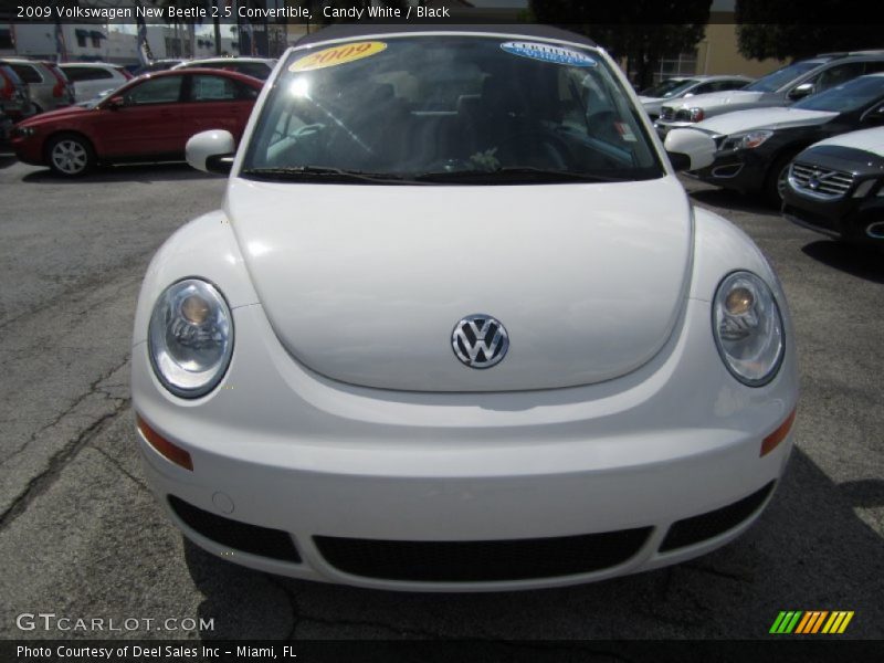 Candy White / Black 2009 Volkswagen New Beetle 2.5 Convertible