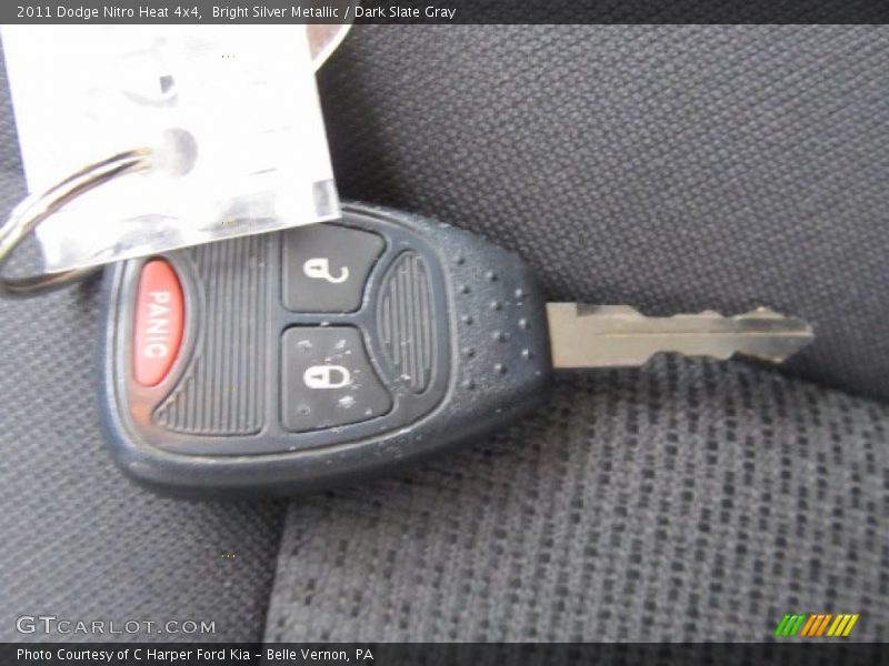 Keys of 2011 Nitro Heat 4x4