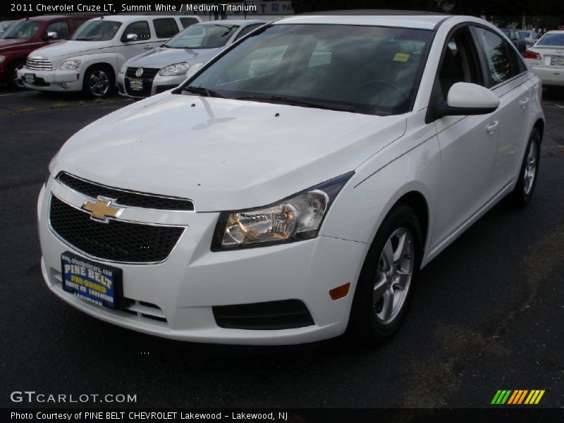 Summit White / Medium Titanium 2011 Chevrolet Cruze LT