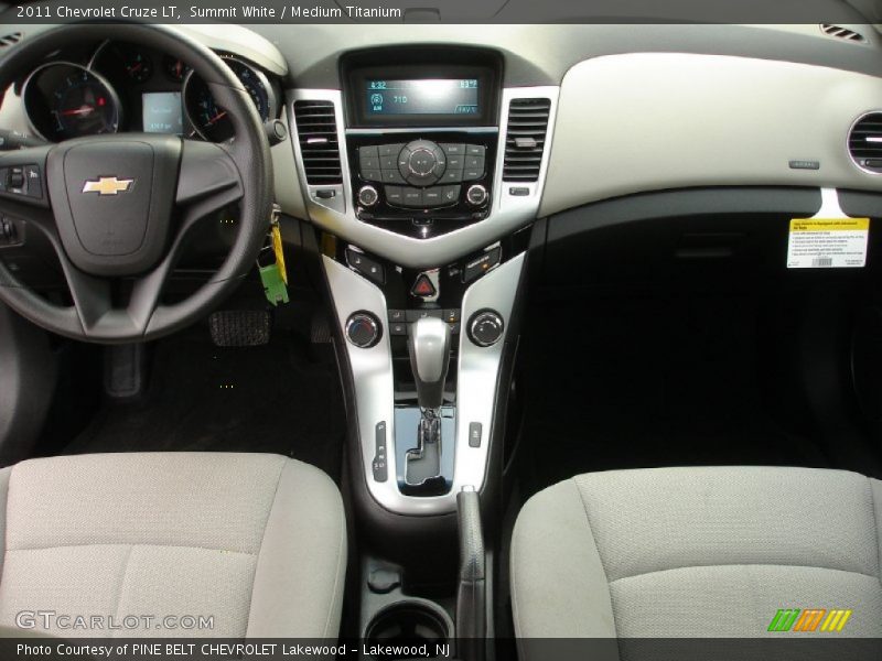 Dashboard of 2011 Cruze LT