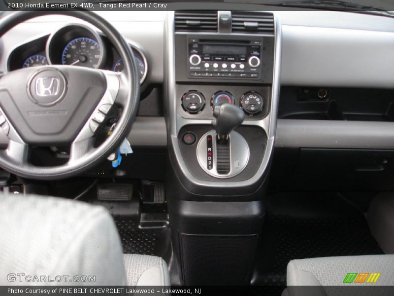 Dashboard of 2010 Element EX 4WD