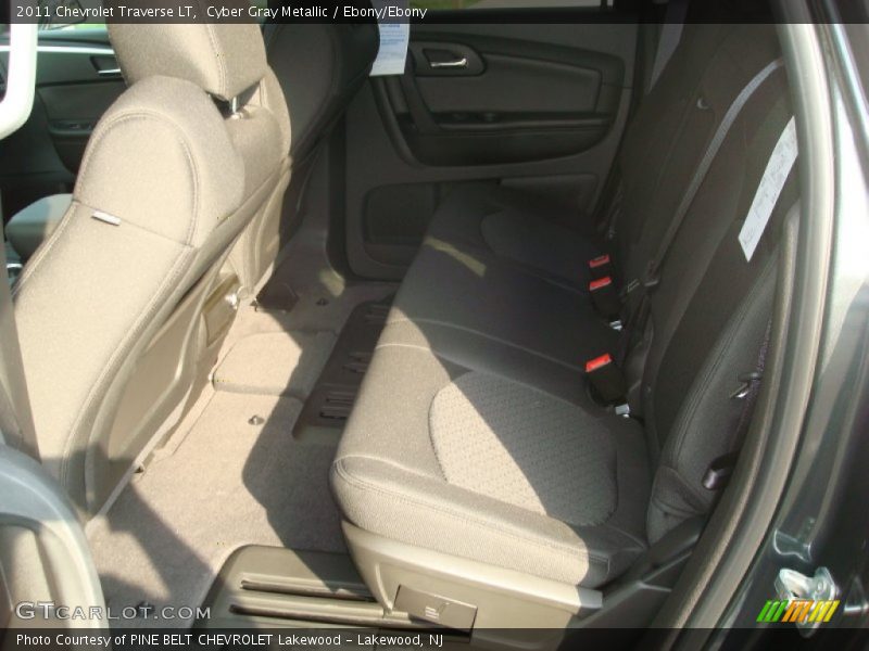 Cyber Gray Metallic / Ebony/Ebony 2011 Chevrolet Traverse LT